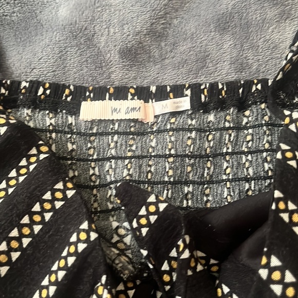 Top - Picture 3 of 3